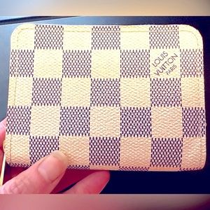 WOW POSHMARK - Authentic Louis Vuitton Damier Azur Wallet